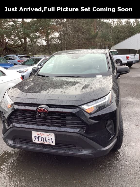 2024 Toyota RAV4 LE AWD