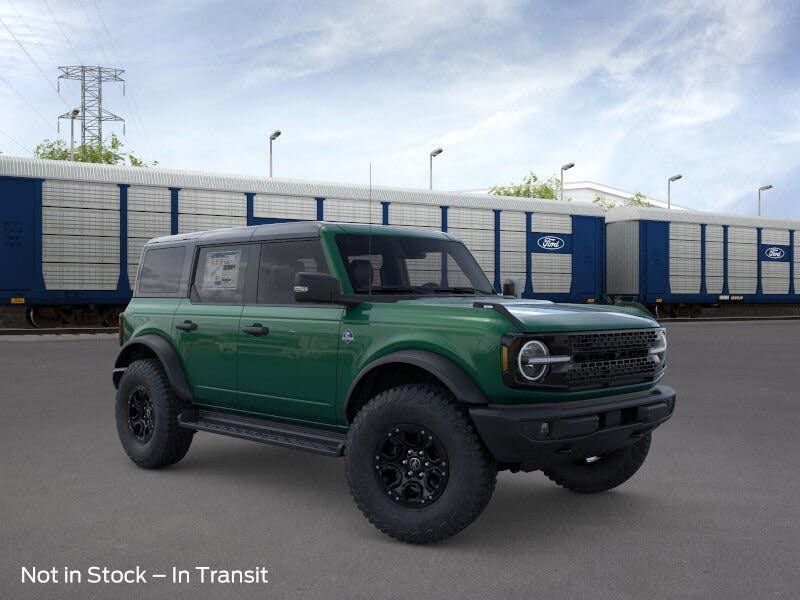 2025 Ford Bronco Outer Banks 4-Door 4WD