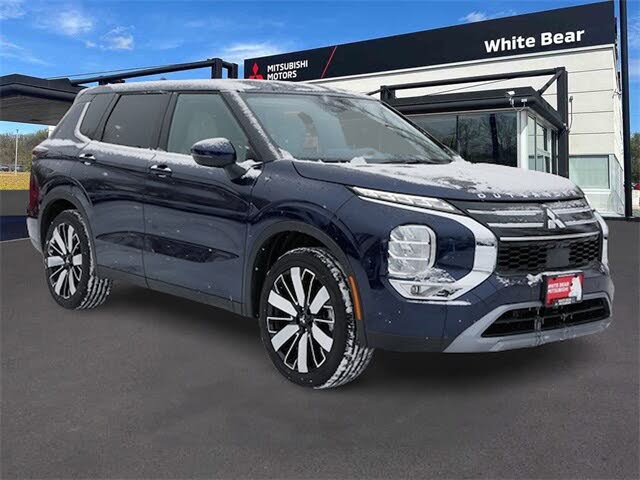 2025 Mitsubishi Outlander SE FWD