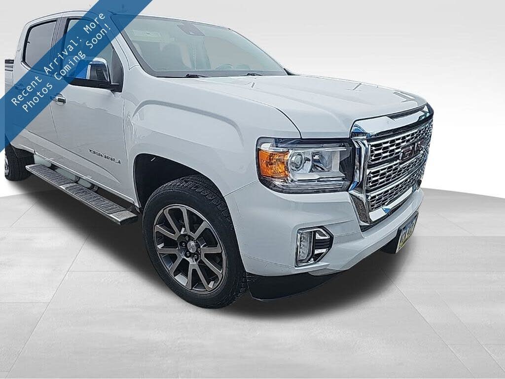 2022 GMC Canyon Denali Crew Cab 4WD