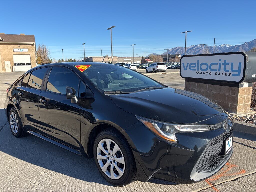 2022 Toyota Corolla LE FWD