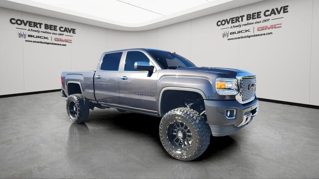 2016 GMC Sierra 2500HD Denali Crew Cab SB 4WD