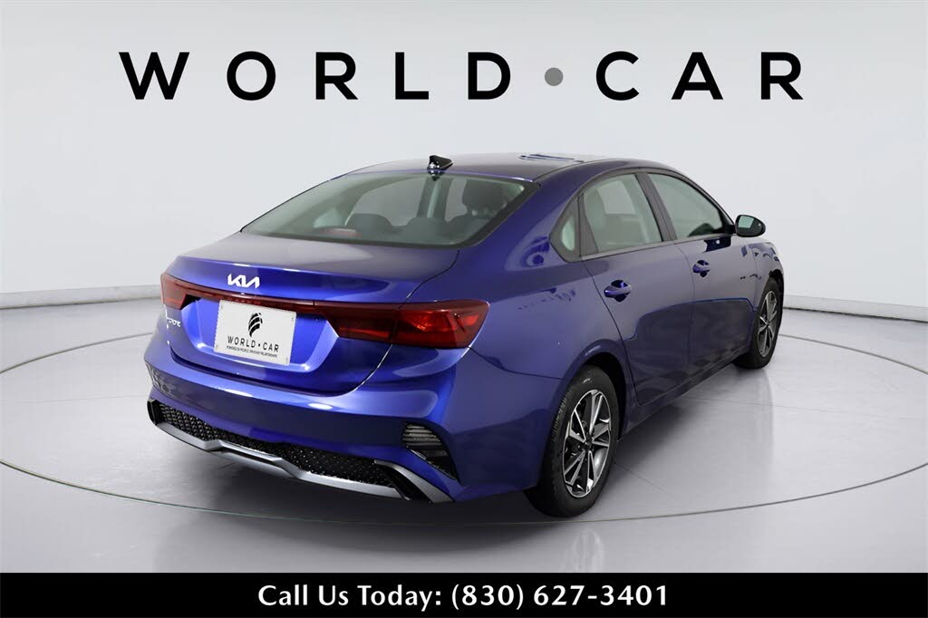 2022 Kia Forte LXS FWD