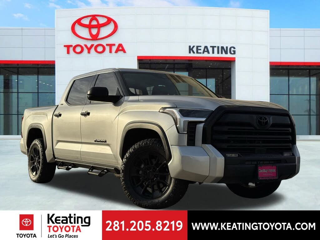 2022 Toyota Tundra SR5 CrewMax Cab 4WD
