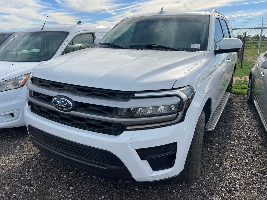 2023 Ford Expedition XLT RWD