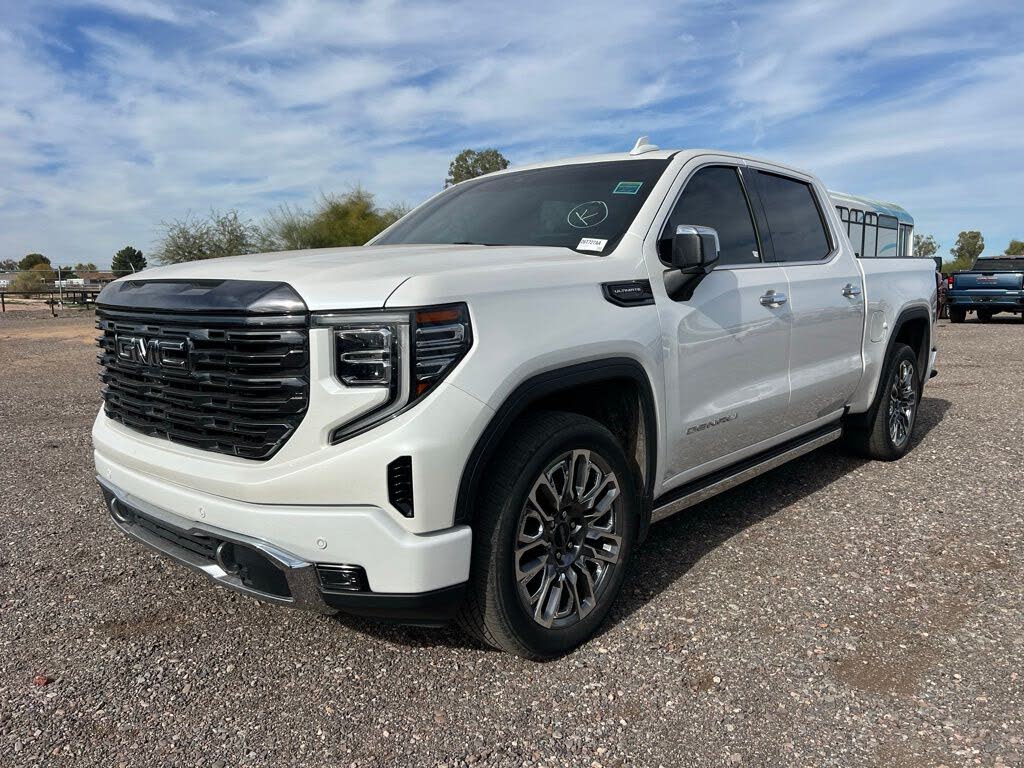 2023 GMC Sierra 1500 Denali Ultimate Crew Cab 4WD