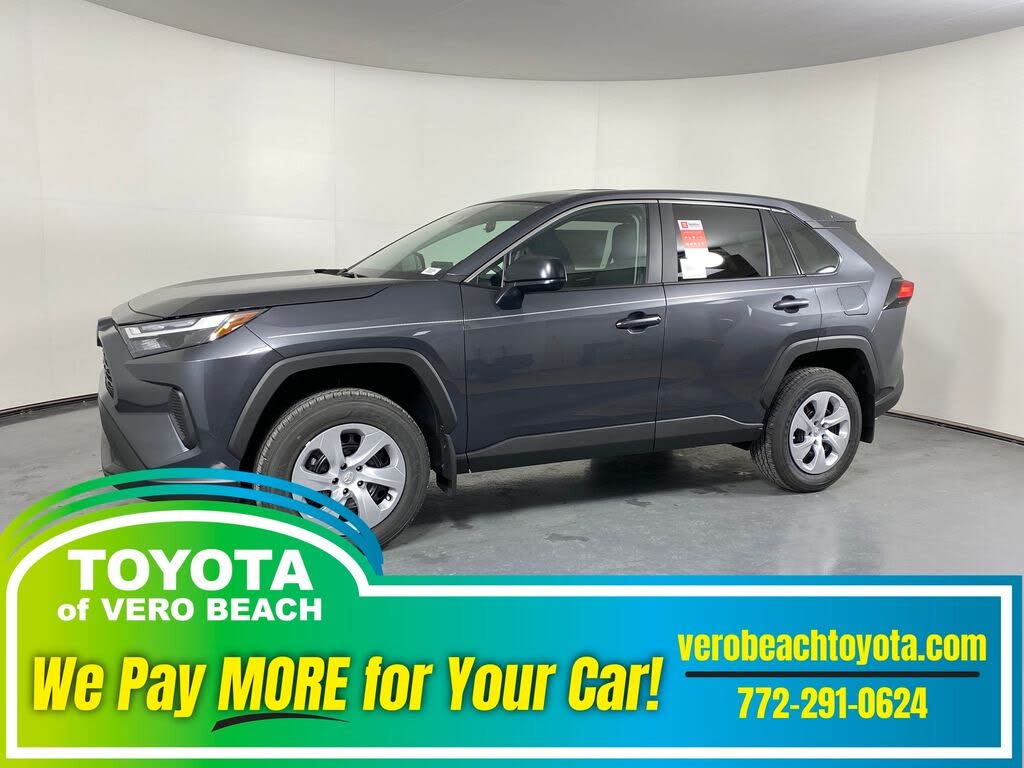 2025 Toyota RAV4 LE FWD