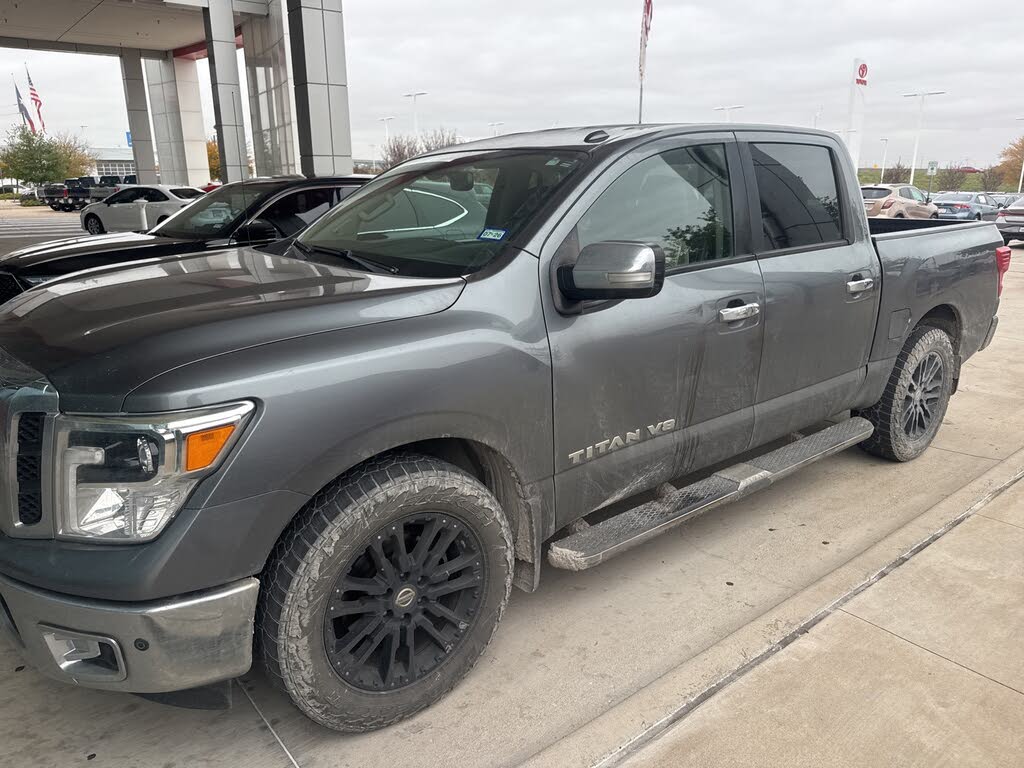 2018 Nissan Titan SL Crew Cab RWD