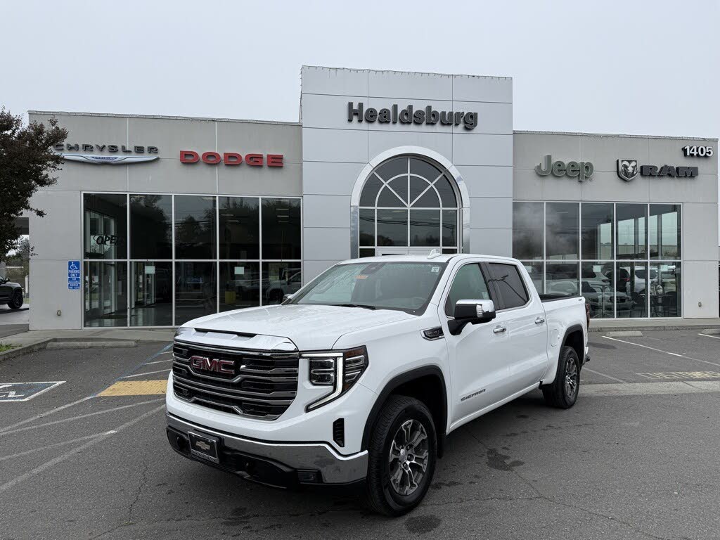 2024 GMC Sierra 1500 SLT Crew Cab 4WD