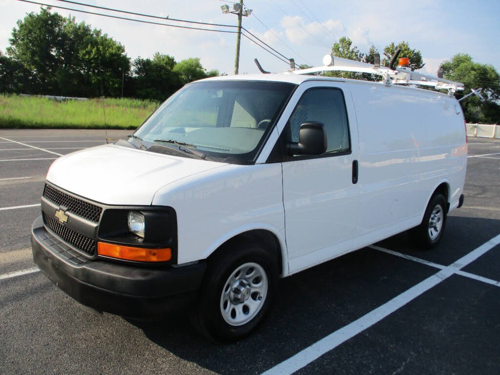 2013 Chevrolet Express Cargo 1500 RWD