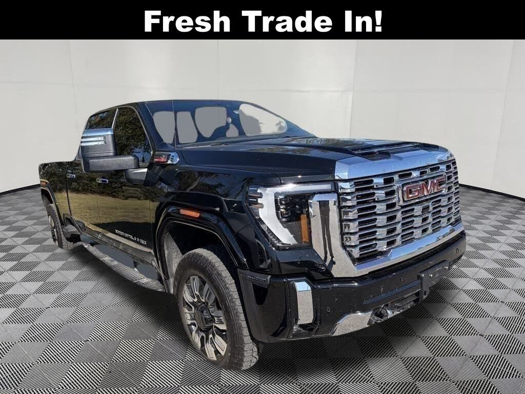2025 GMC Sierra 2500HD Denali Crew Cab 4WD
