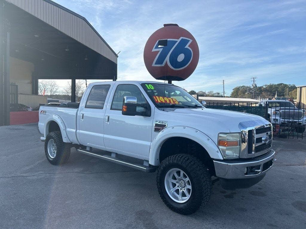 2010 Ford F-250 Super Duty Lariat Crew Cab 4WD