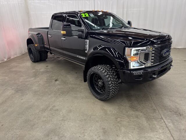 2022 Ford F-450 Super Duty Limited Crew Cab LB DRW 4WD