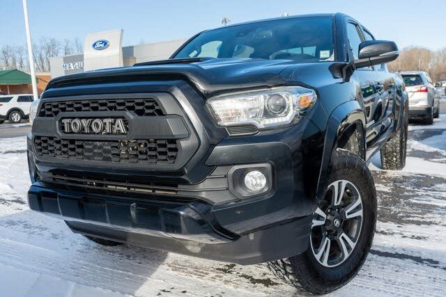 2019 Toyota Tacoma SR5 V6 Double Cab LB 4WD