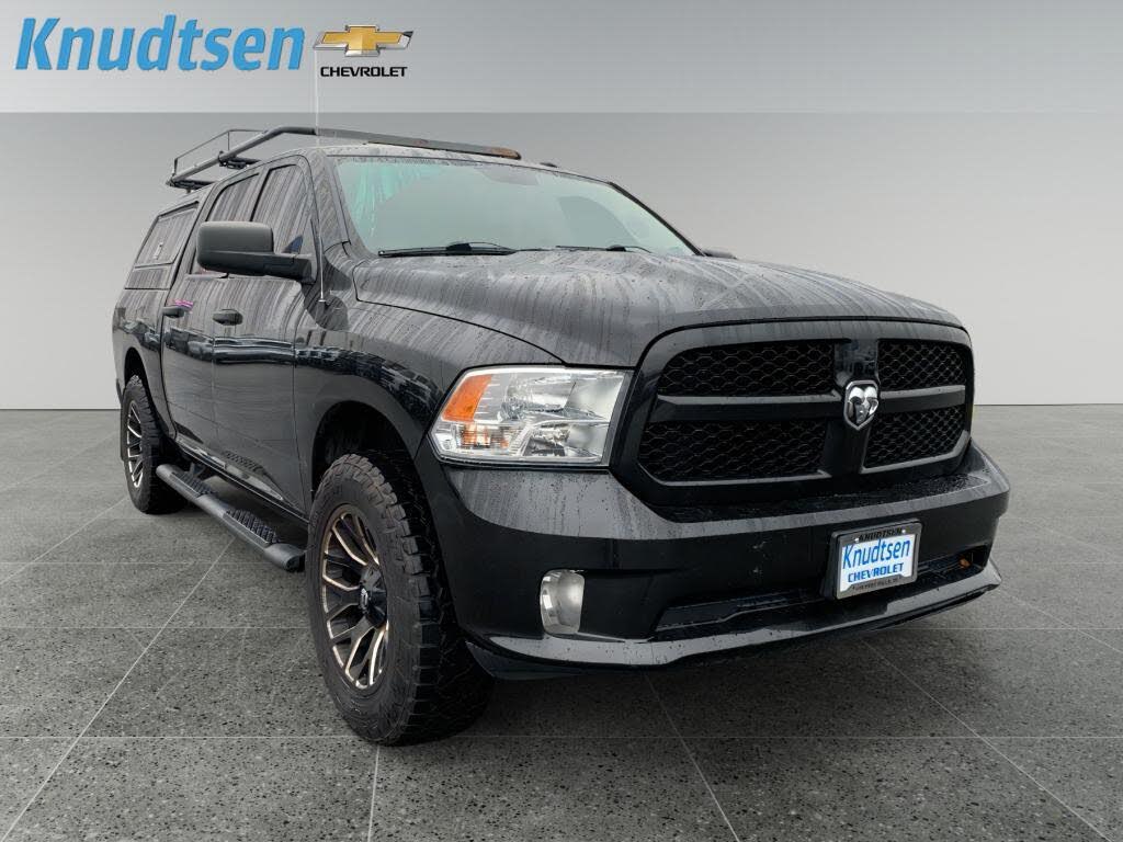 2018 RAM 1500 Express Crew Cab 4WD