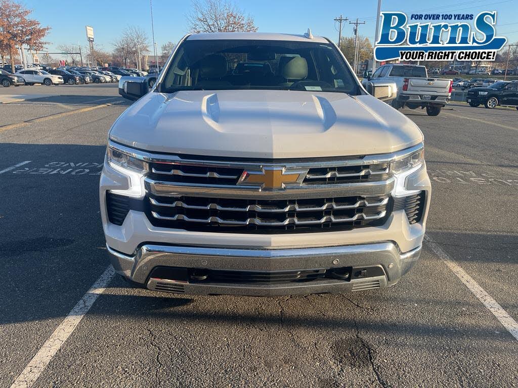 2022 Chevrolet Silverado 1500 LTZ Crew Cab 4WD
