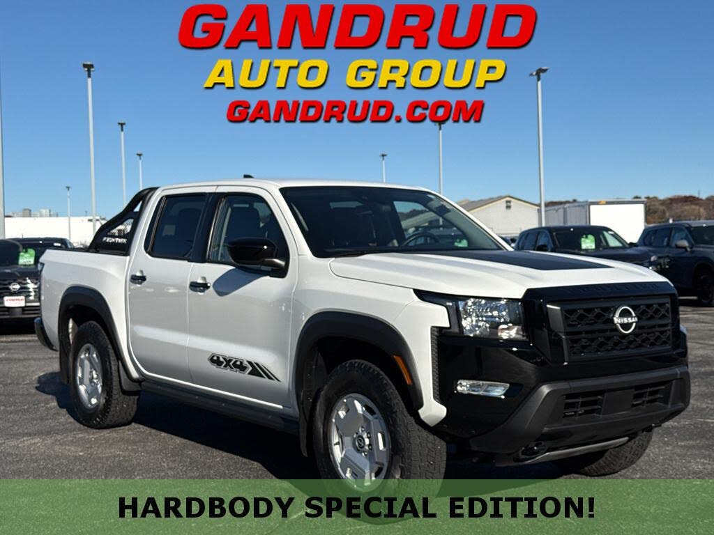 2024 Nissan Frontier SV Crew Cab 4WD