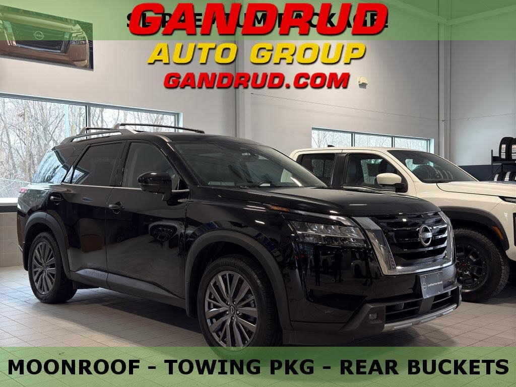 2024 Nissan Pathfinder SL 4WD