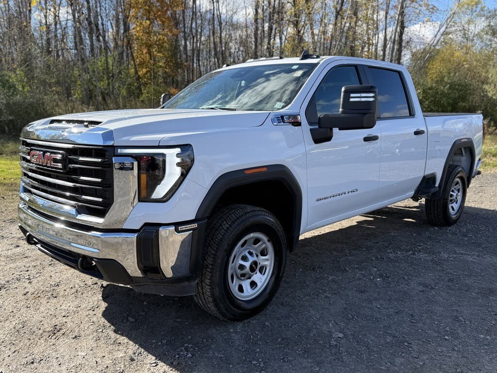 2024 GMC Sierra 2500HD Pro Crew Cab 4WD