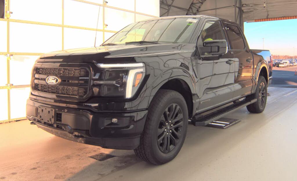 2025 Ford F-150 Lariat SuperCrew 4WD