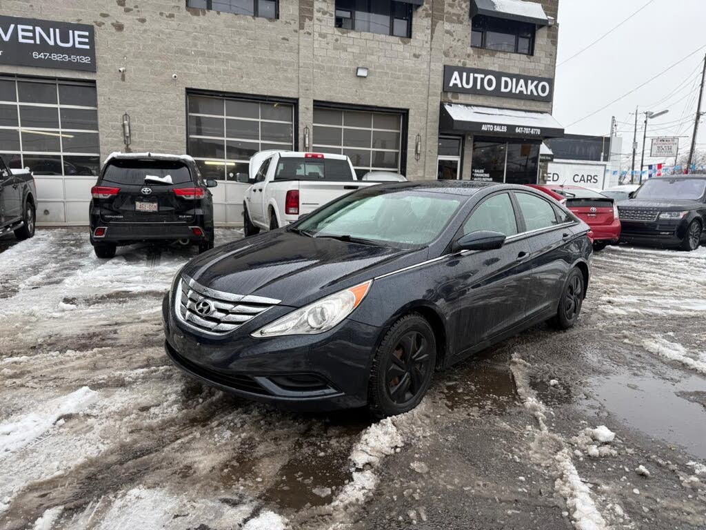 2013 Hyundai Sonata GL FWD