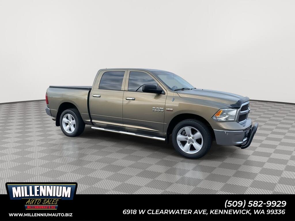 2013 RAM 1500 SLT Crew Cab 4WD