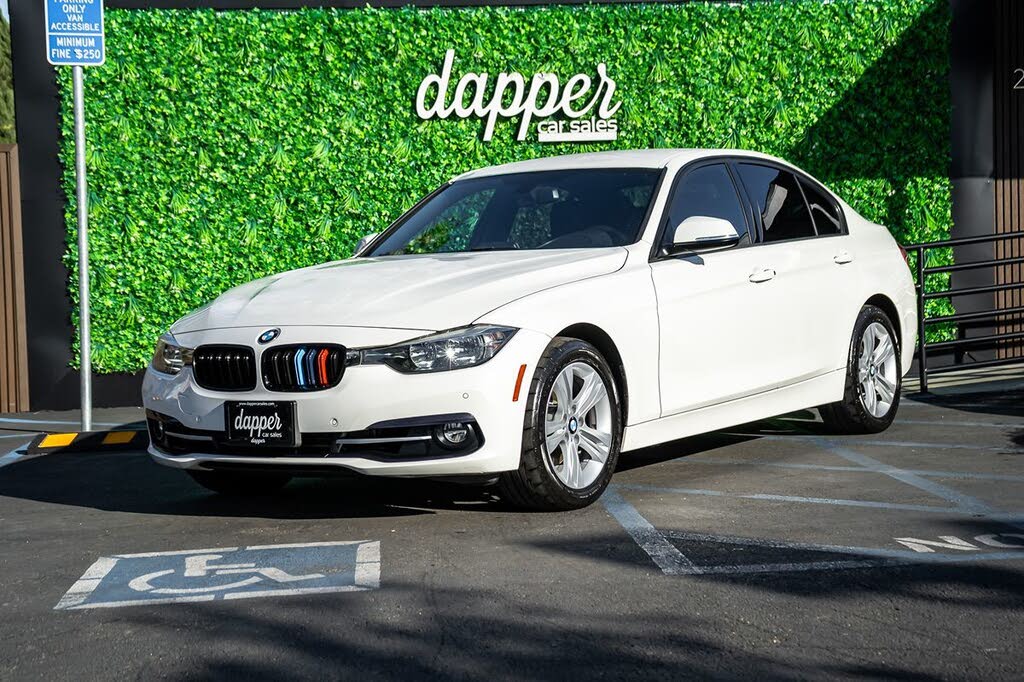 2016 BMW 3 Series 328i Sedan RWD
