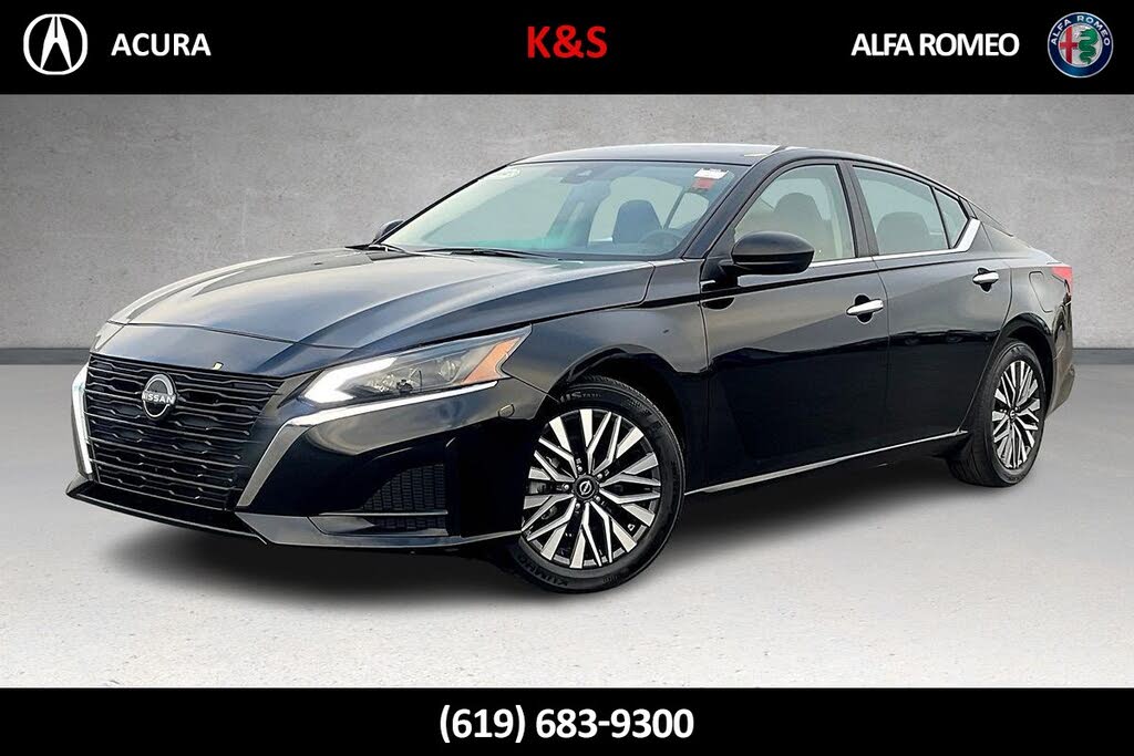 2024 Nissan Altima 2.5 SV FWD