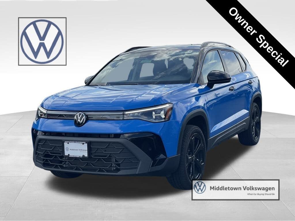 2025 Volkswagen Taos SE Black 4Motion