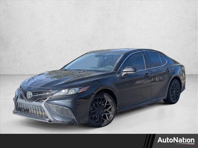 2022 Toyota Camry SE FWD