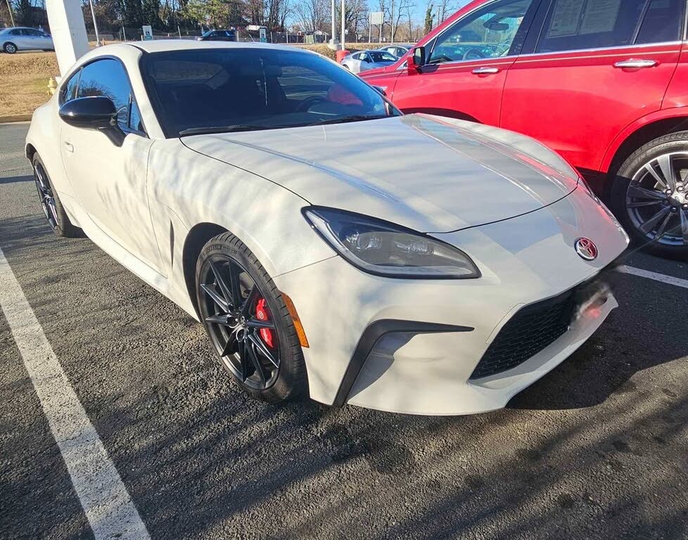 2024 Toyota GR86 RWD