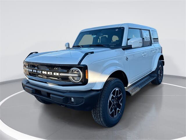 2025 Ford Bronco Outer Banks 4-Door 4WD