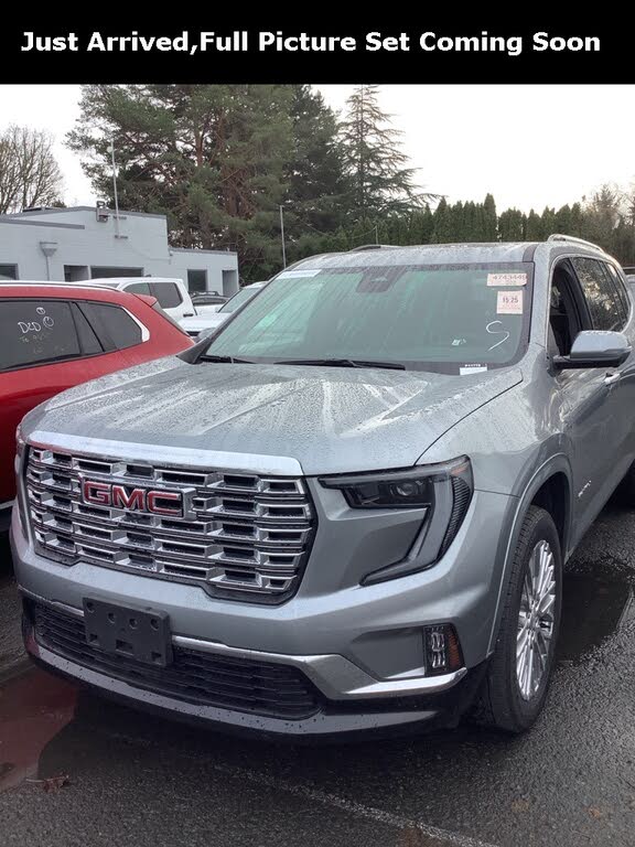 2025 GMC Acadia Denali AWD