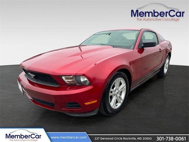 2010 Ford Mustang V6 Coupe RWD