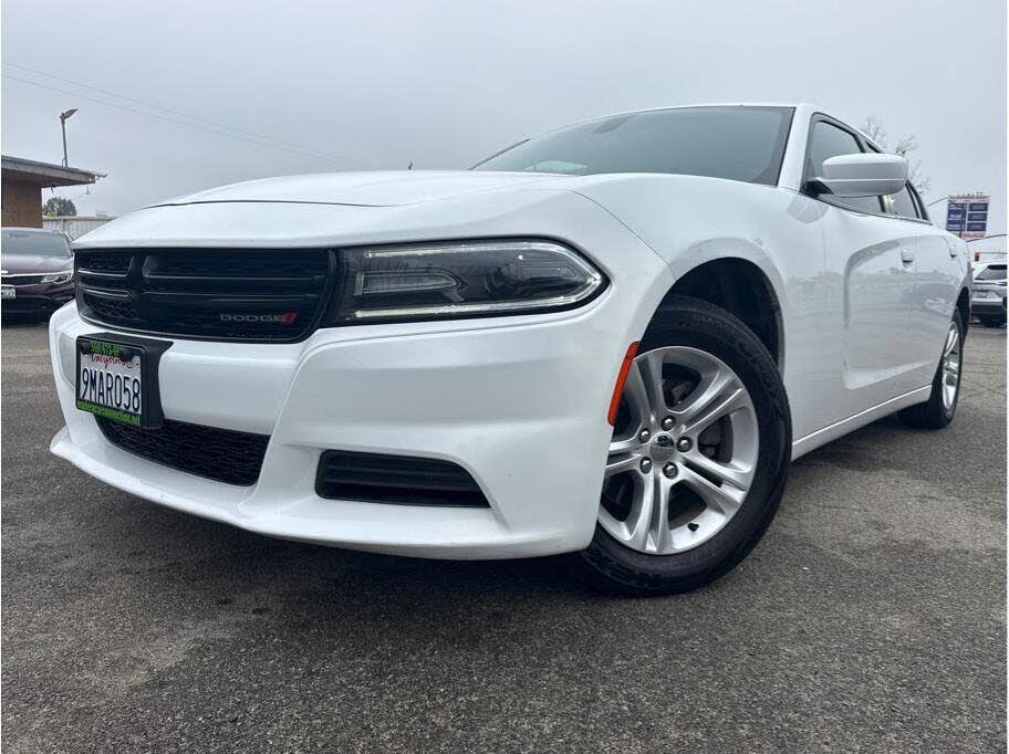 2020 Dodge Charger SXT RWD