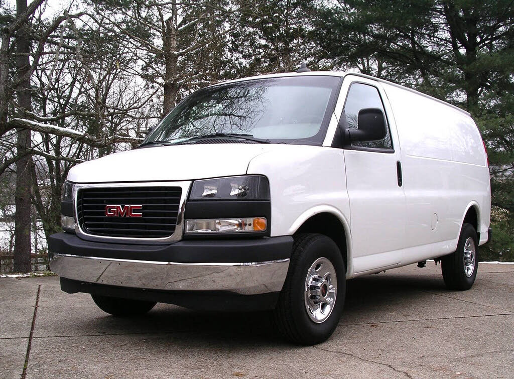 2023 GMC Savana Cargo 2500 RWD