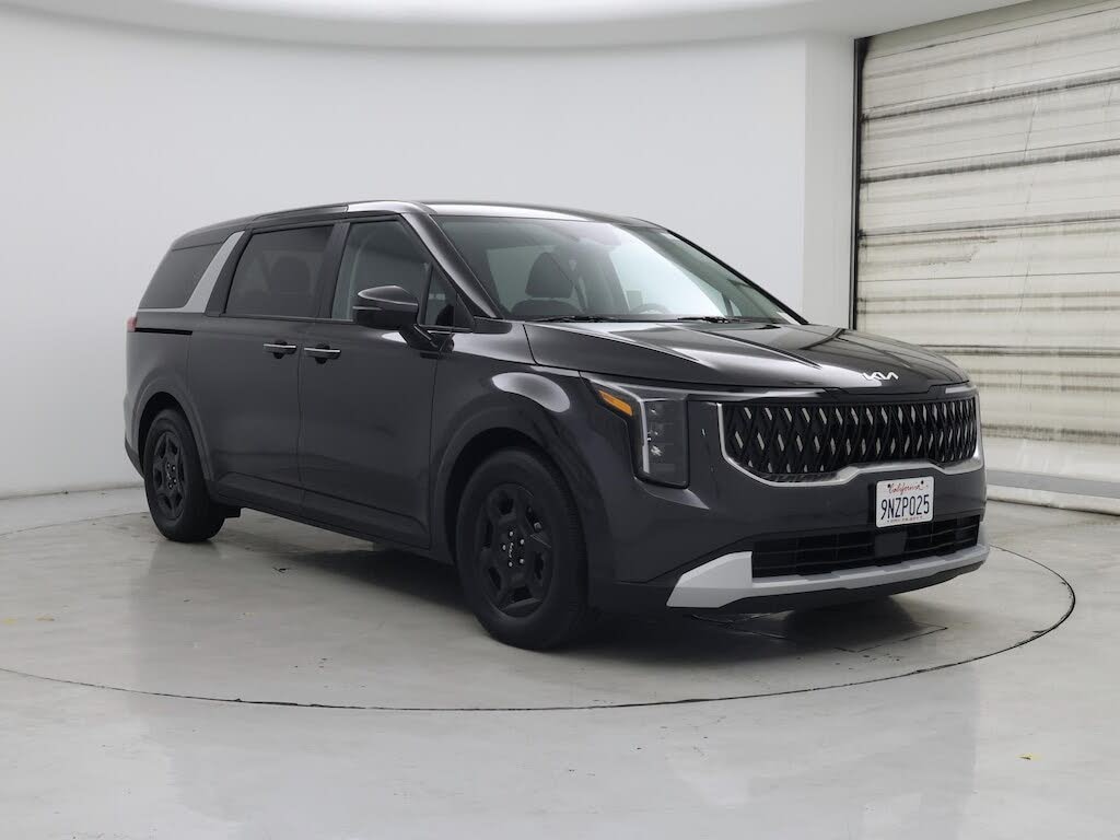 2025 Kia Carnival LXS FWD