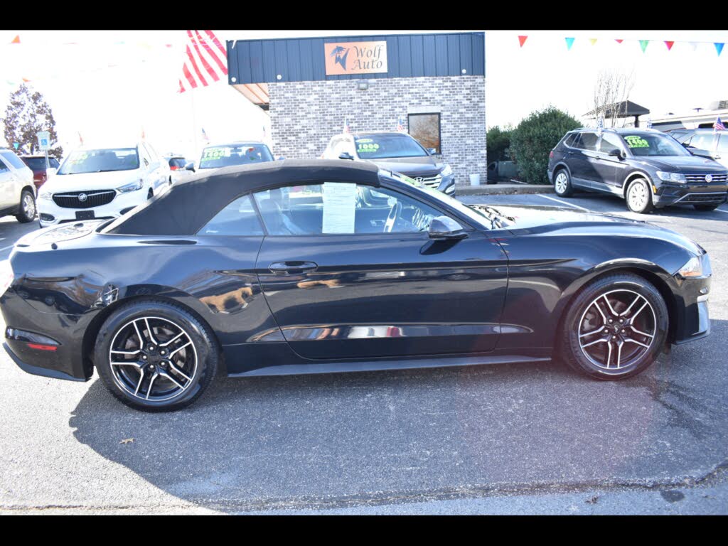 2020 Ford Mustang EcoBoost Convertible RWD