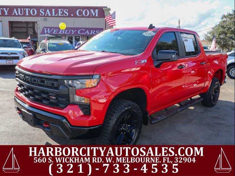 2022 Chevrolet Silverado 1500 Custom Trail Boss Crew Cab 4WD