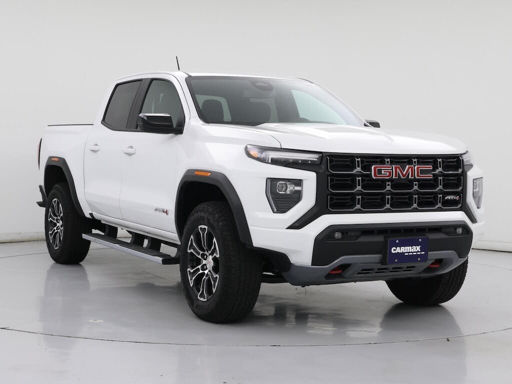 2025 GMC Canyon AT4 Crew Cab 4WD