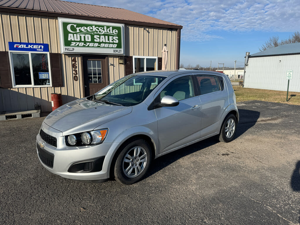 2015 Chevrolet Sonic LT Hatchback FWD
