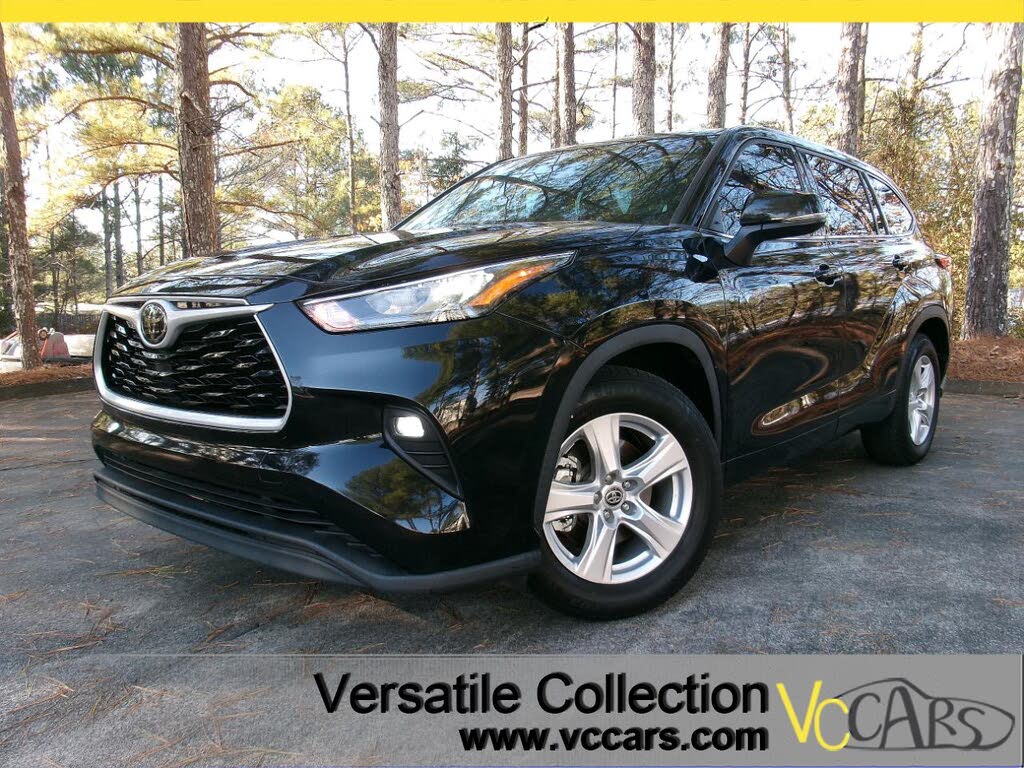 2020 Toyota Highlander LE FWD