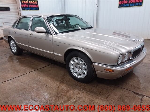 1998 Jaguar XJ-Series XJ8 Sedan RWD