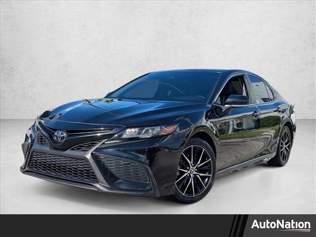 2024 Toyota Camry SE FWD