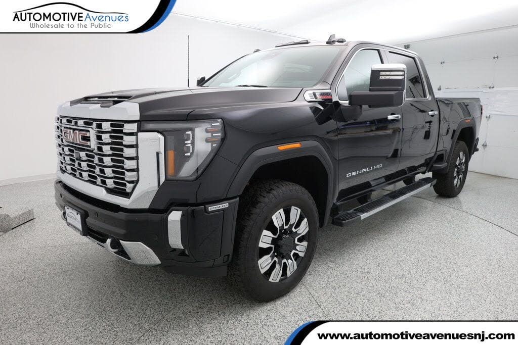 2024 GMC Sierra 2500HD Denali Crew Cab 4WD
