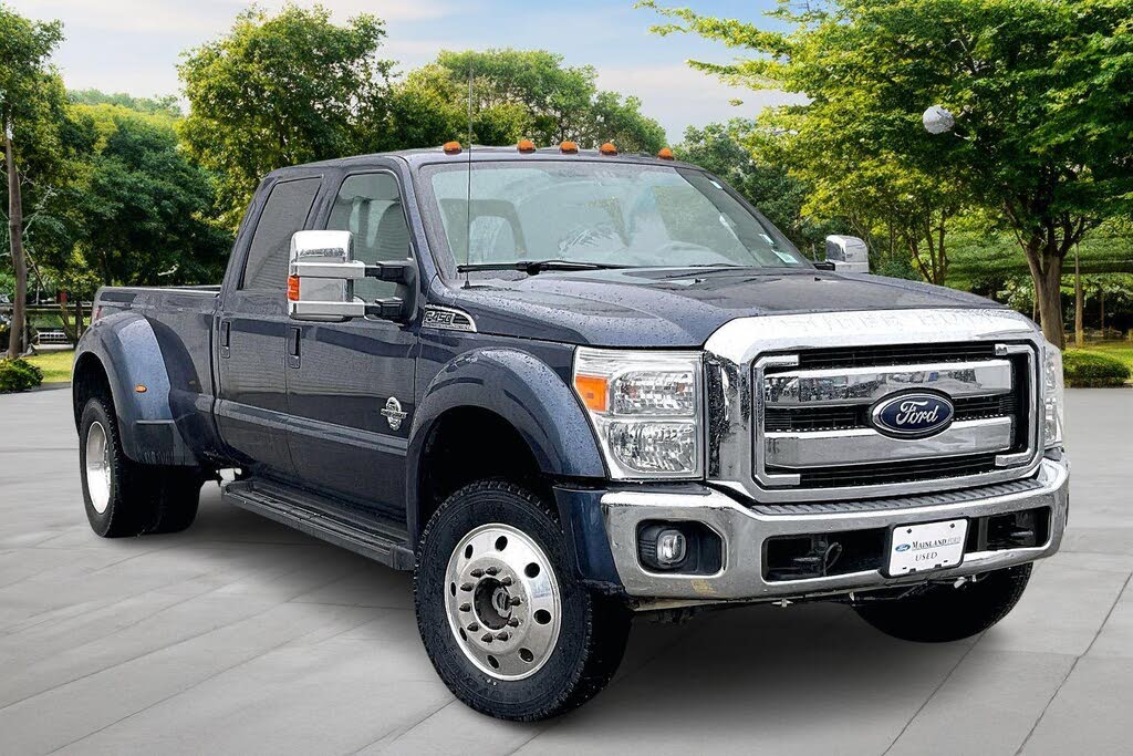 Ford F-450 Super Duty Lariat Crew Cab LB DRW 4WD 2016