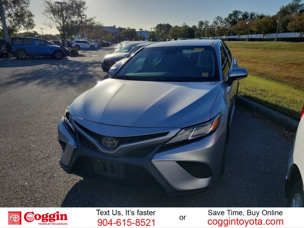 2018 Toyota Camry SE