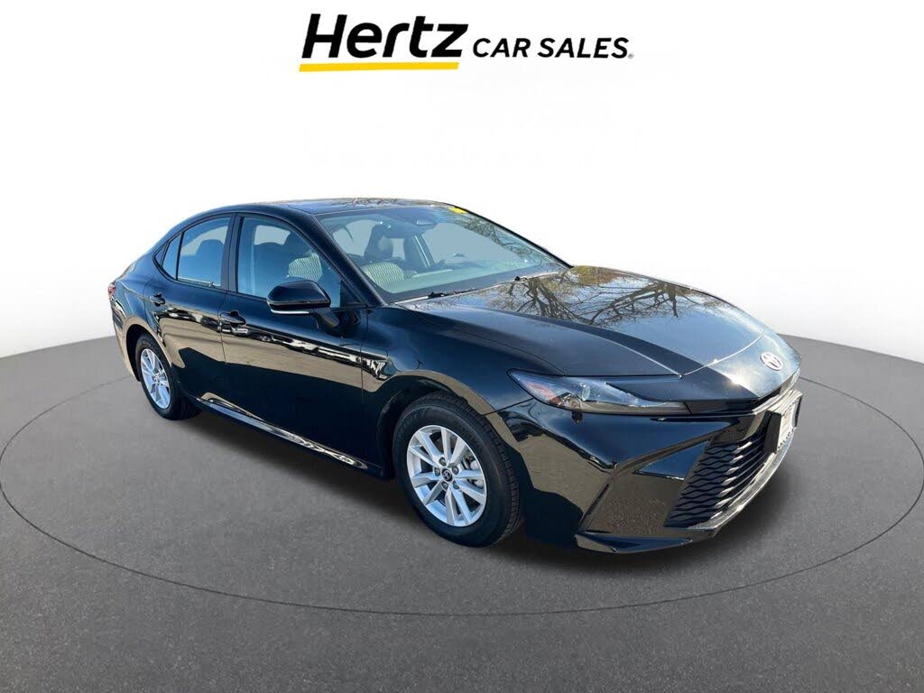 2025 Toyota Camry LE FWD