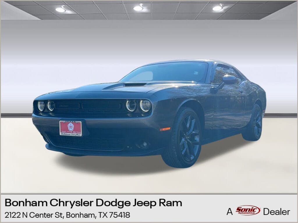 2021 Dodge Challenger SXT RWD