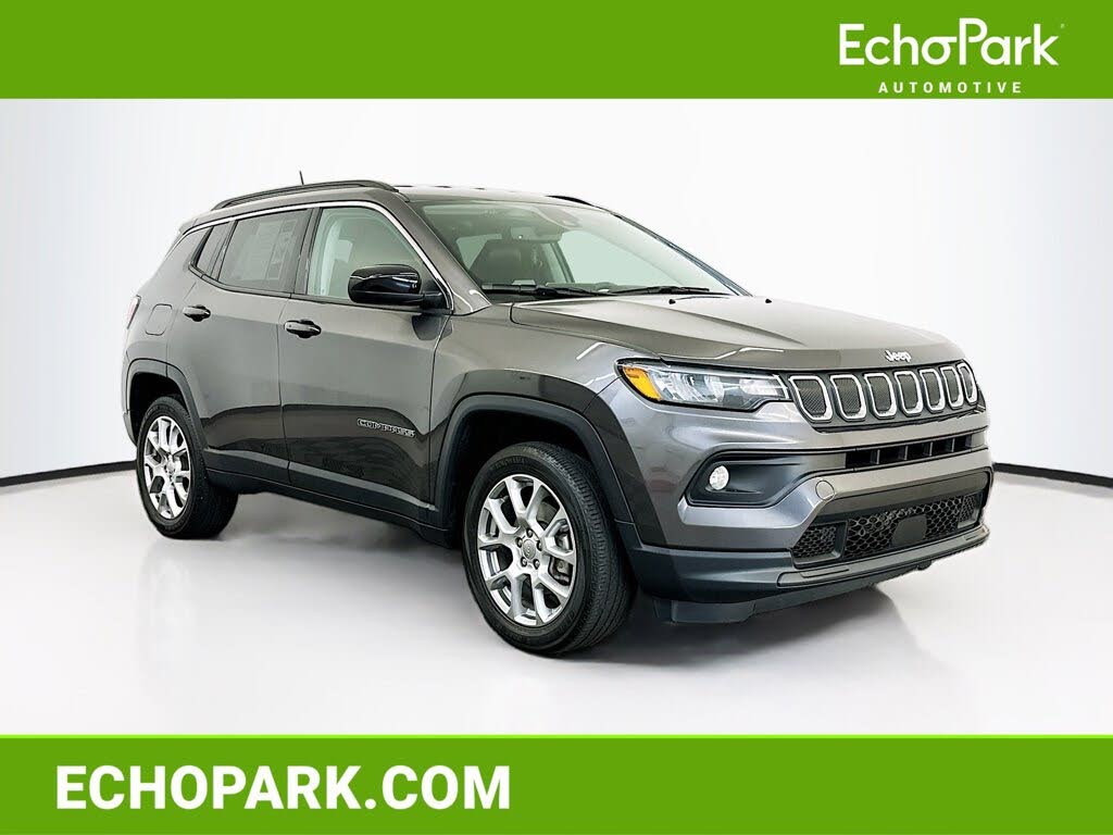 2022 Jeep Compass Latitude Lux 4WD